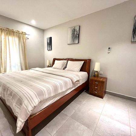 Forest View Luxury Apartment In 3Mins Walk To Beach Pool View Wifi Kololi Eksteriør bilde